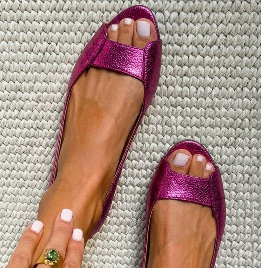 Bailarinas con textura metálica