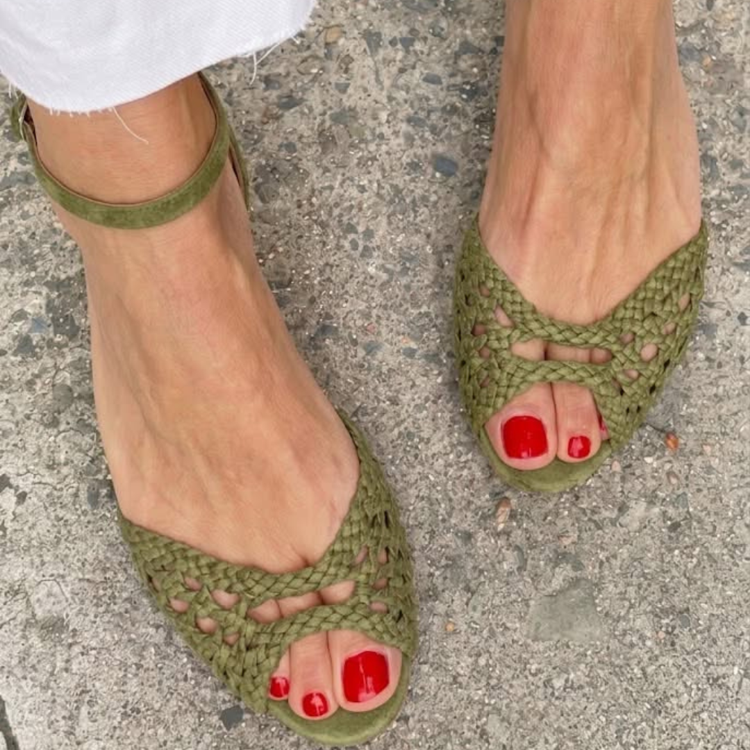 Sandalias con tira en el tobillo
