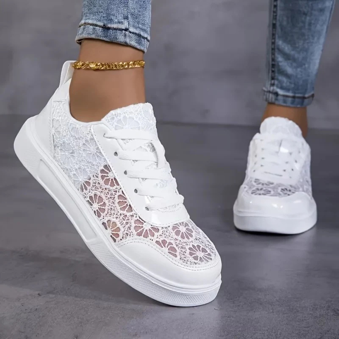 Sheila | Zapatillas de encaje floral