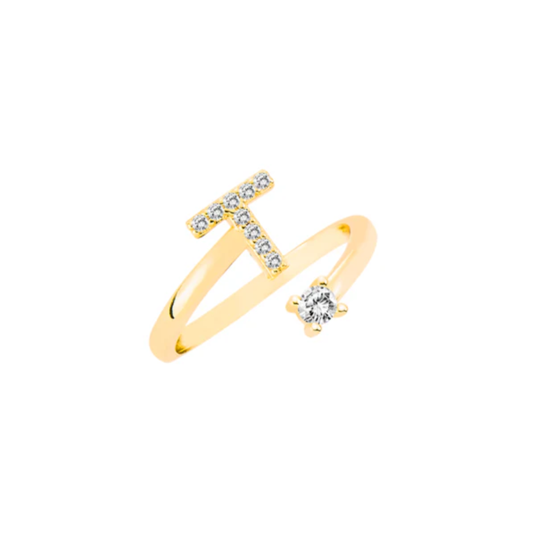 Anillo elegante con letra