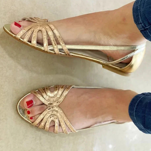 Zapatos de punta abierta con detalles reflectantes metálicos