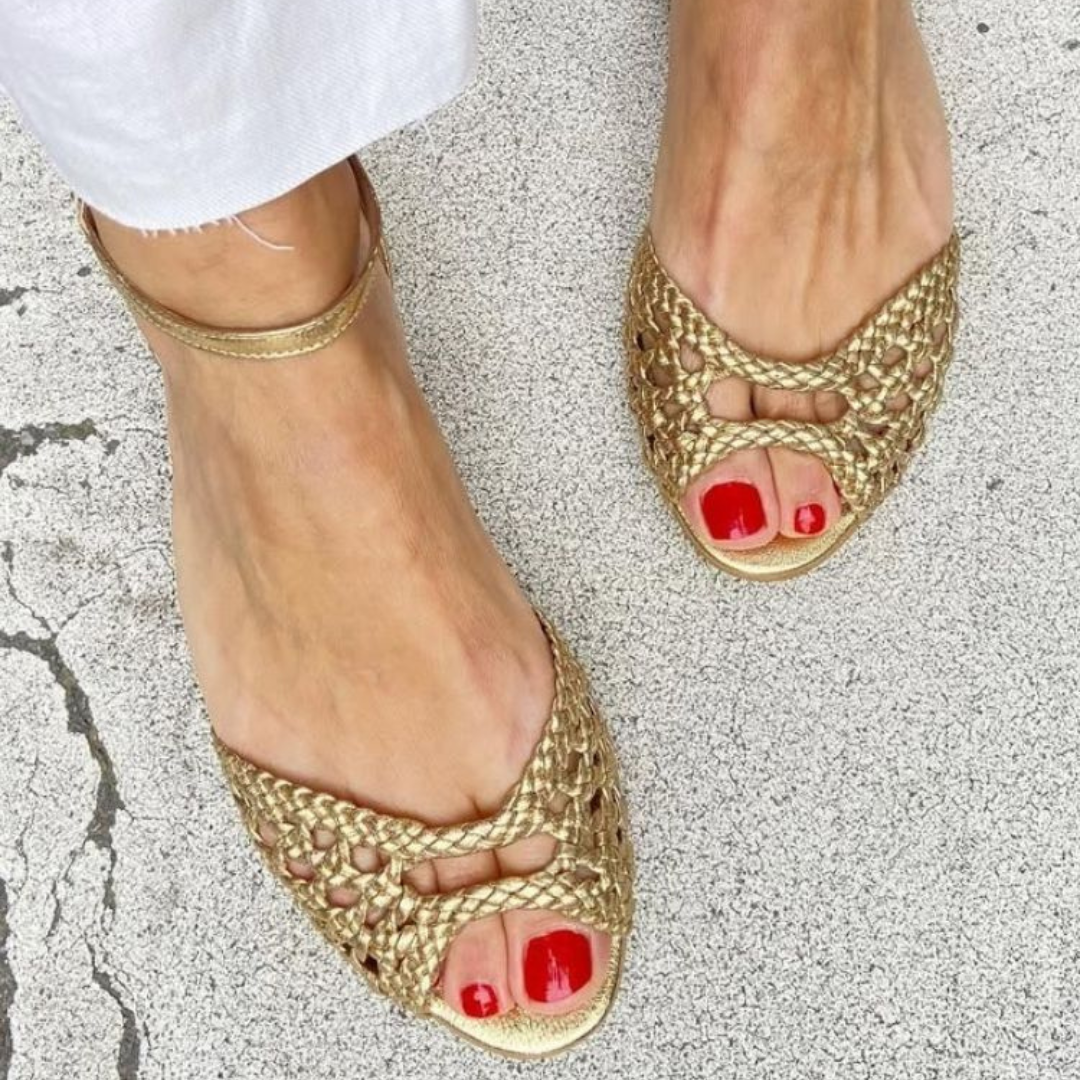 Sandalias con tira en el tobillo