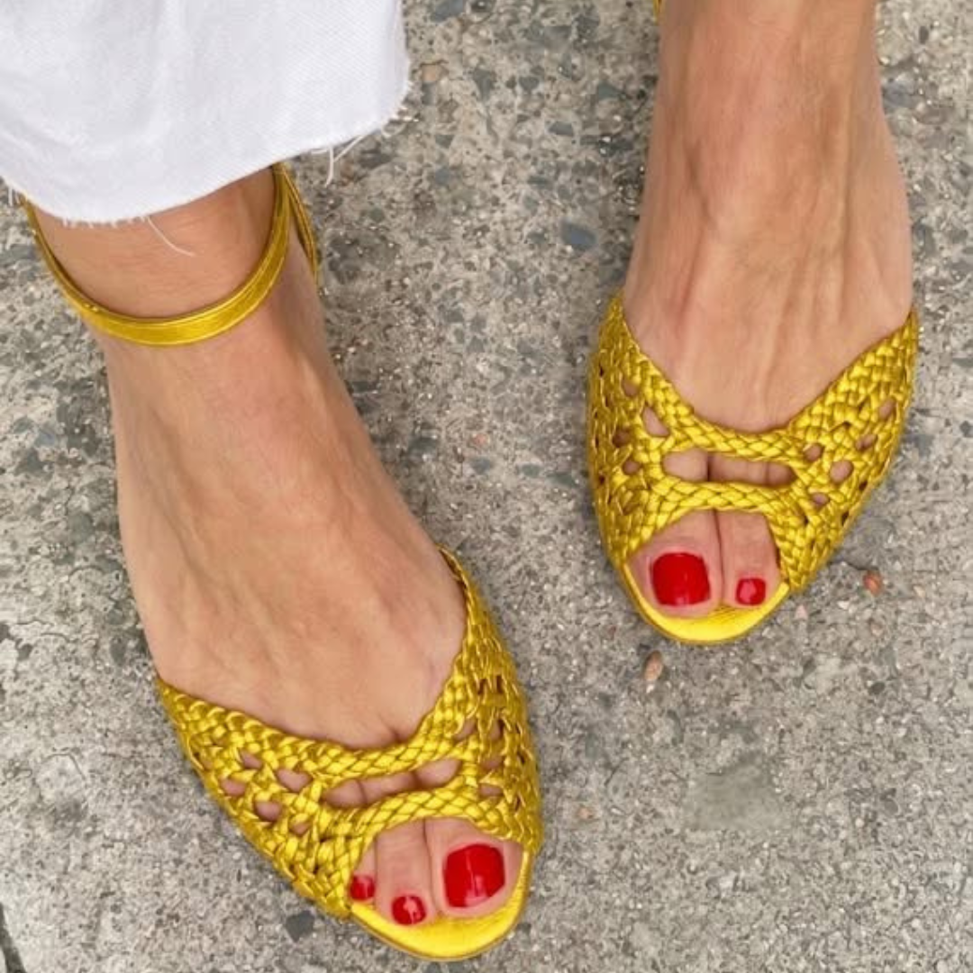 Sandalias con tira en el tobillo