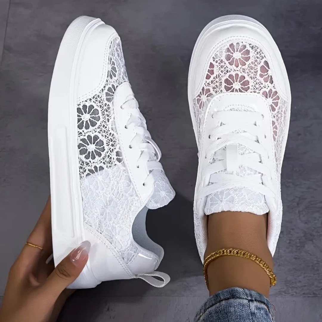Sheila | Zapatillas de encaje floral