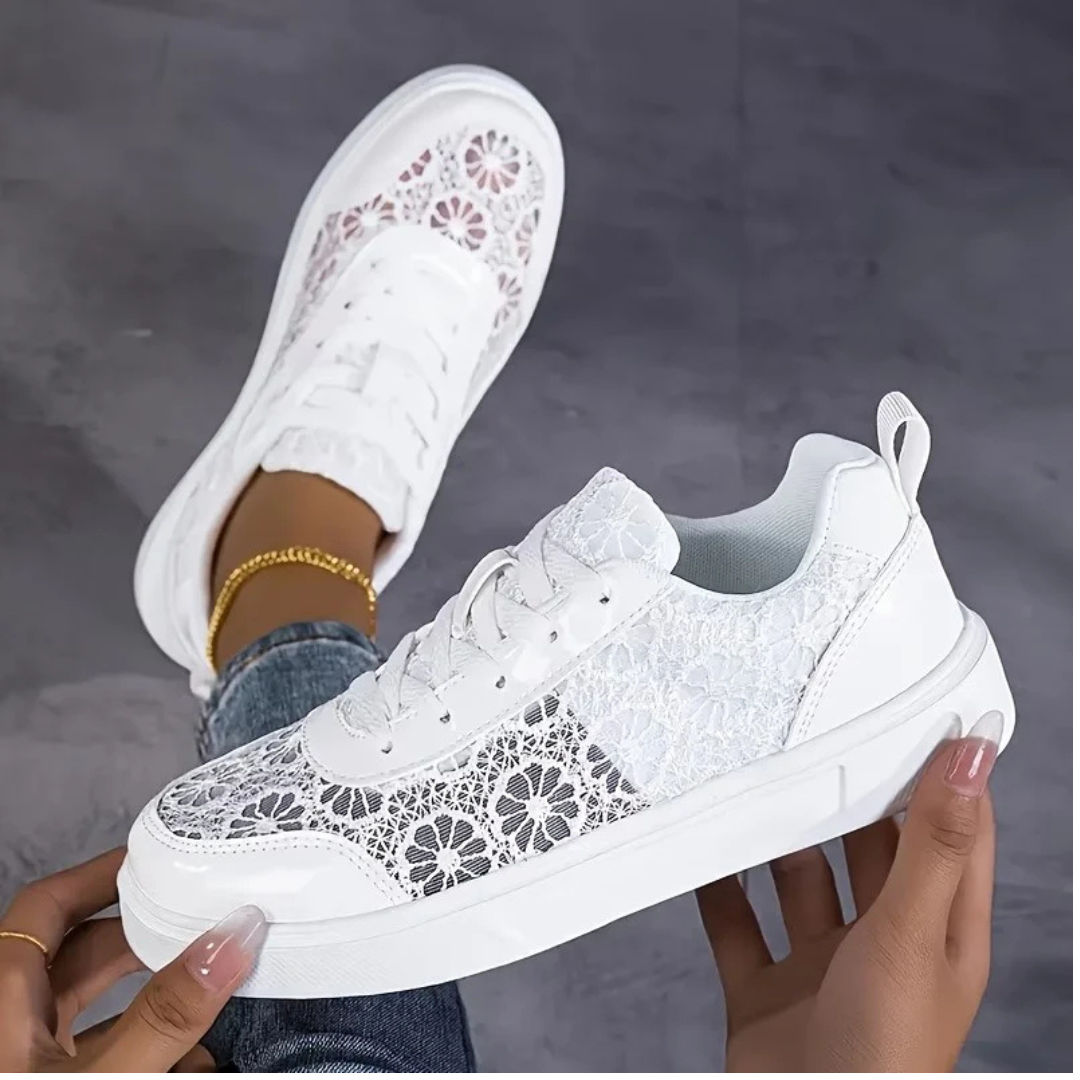 Sheila | Zapatillas de encaje floral