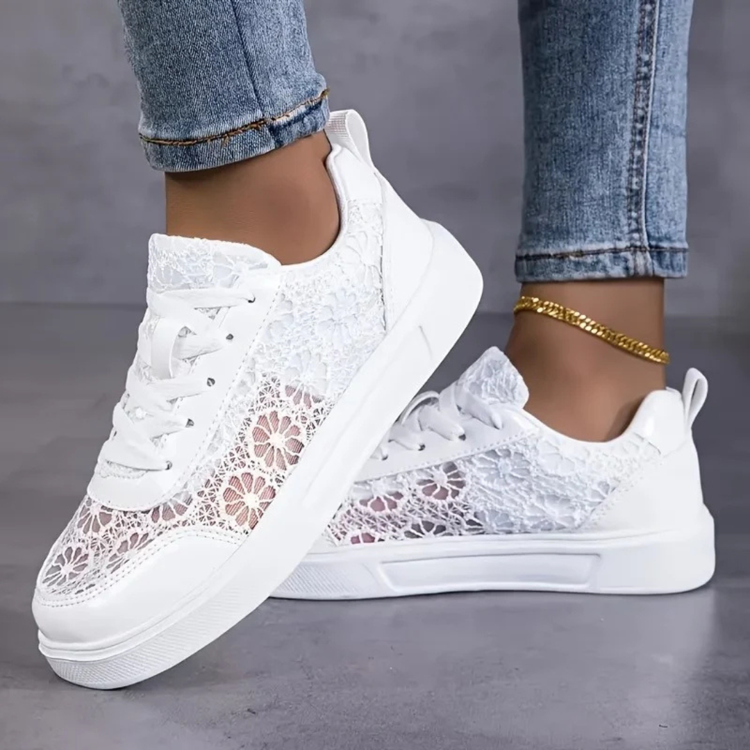 Sheila | Zapatillas de encaje floral